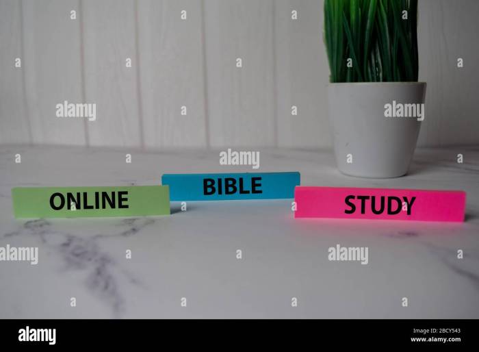 Online boredom hi-res stock photography and images - Alamy Online boredom hi-res stock photography and images - Alamy